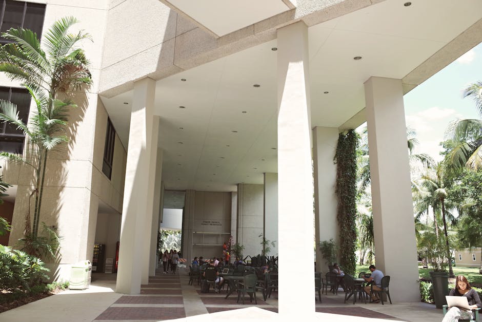 Australian National University or University of Melbourne?