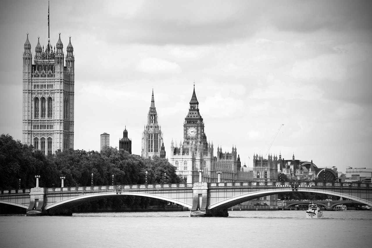 英国工作签证申请指南