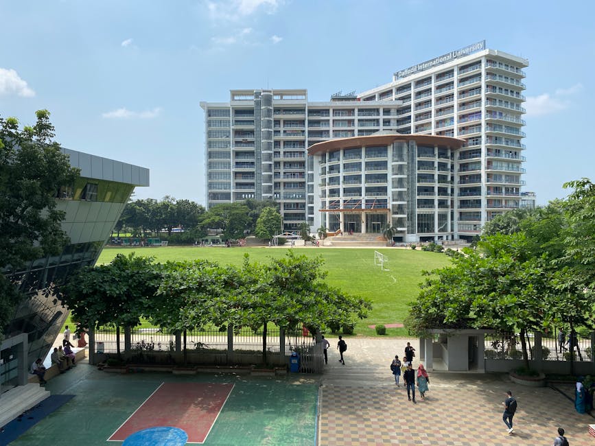 QS全球200大商学院报告2014/15