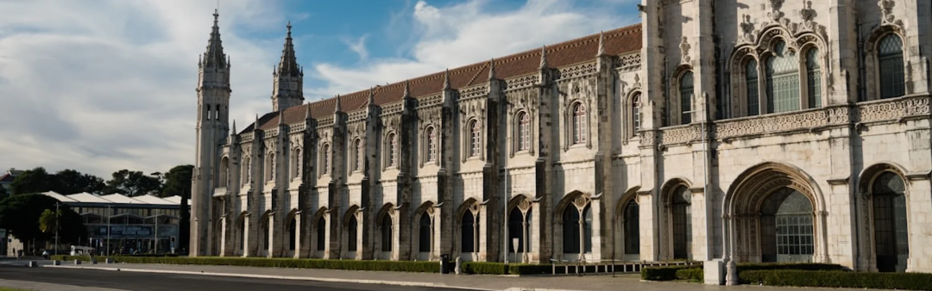 Pontifícia Universidade Católica do Paraná