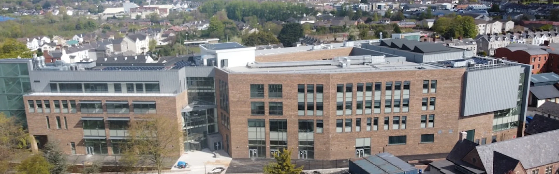 布莱顿和萨塞克斯医学院