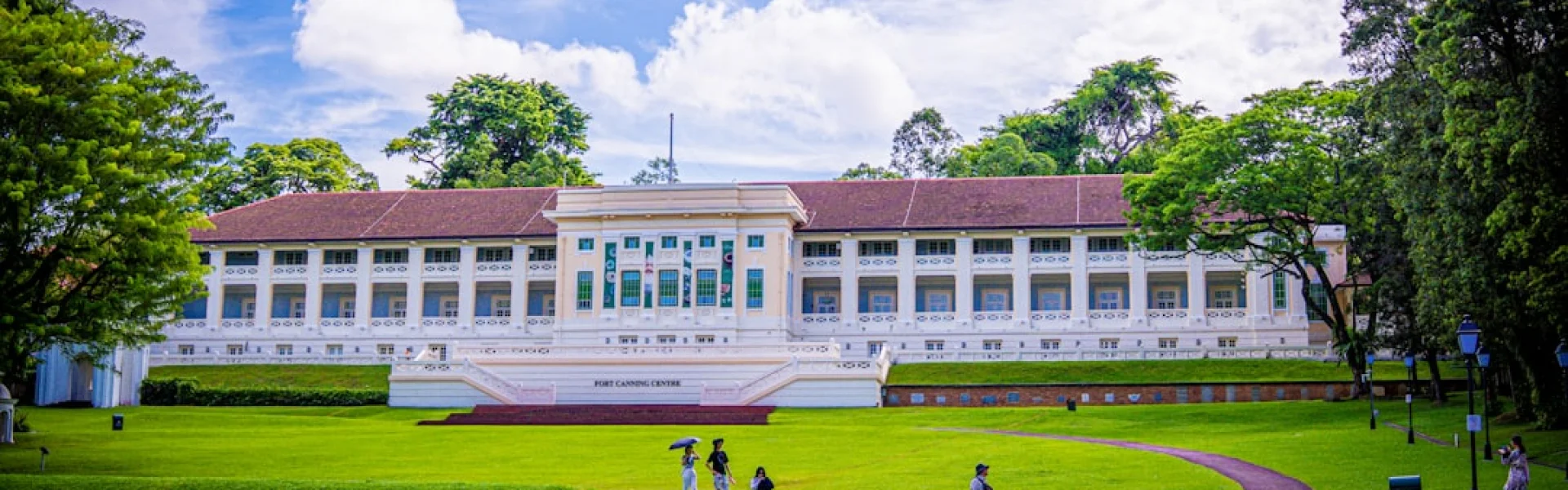 乌隆他尼皇家大学