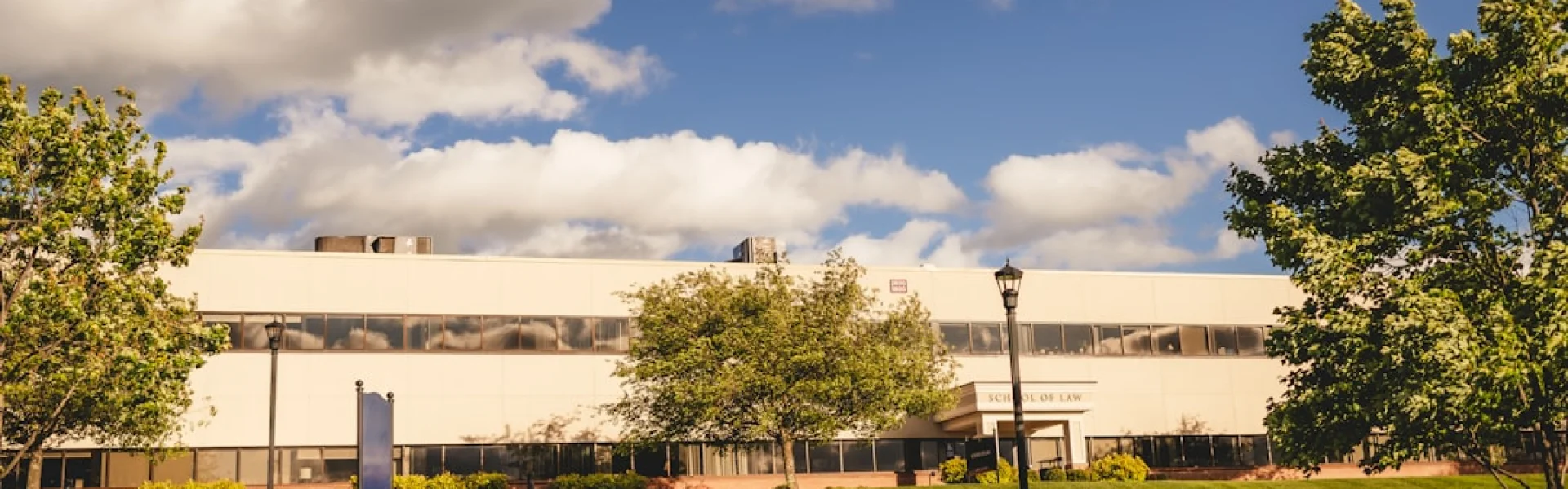 American University of Science and Technology