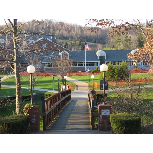 University of Pittsburgh at Greensburg logo