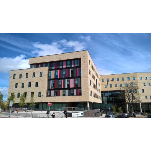 Bradford College, England logo