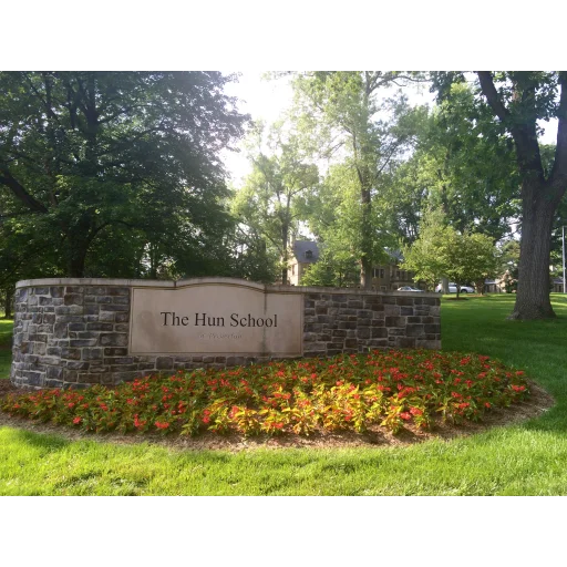 Hun School of Princeton logo