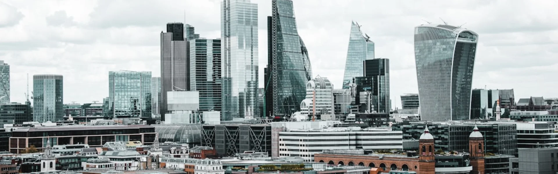 London School of Business and Management