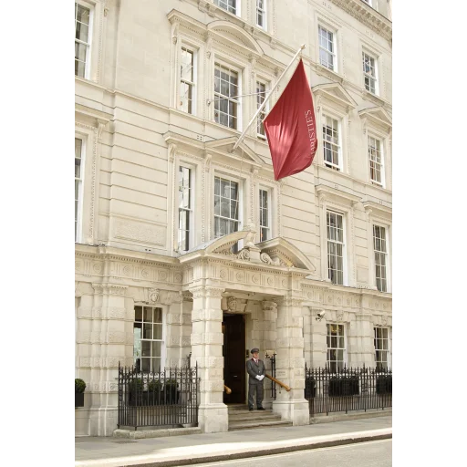 Christie's Education logo