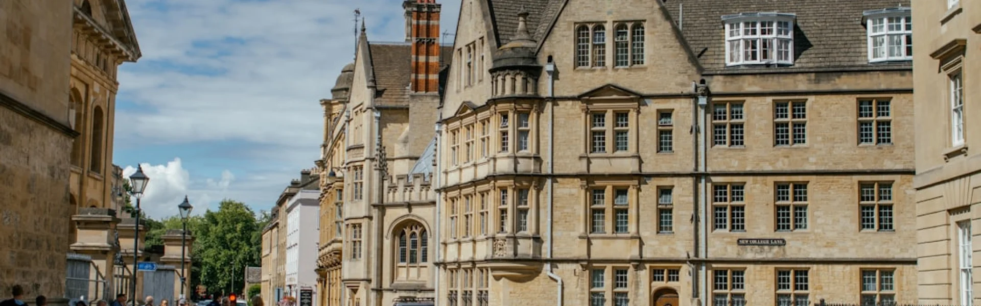 Azad University in Oxford