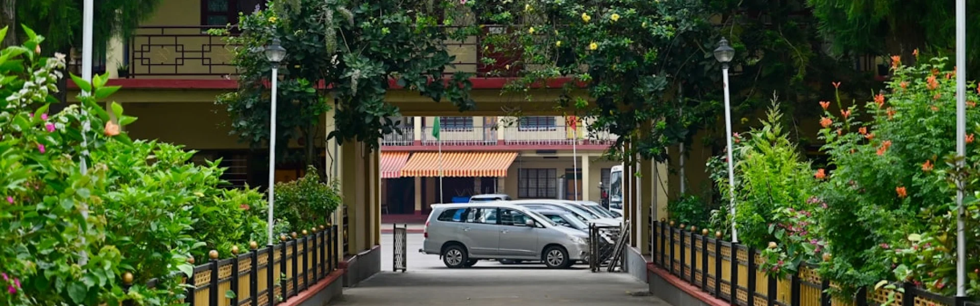 Eagle Gate College