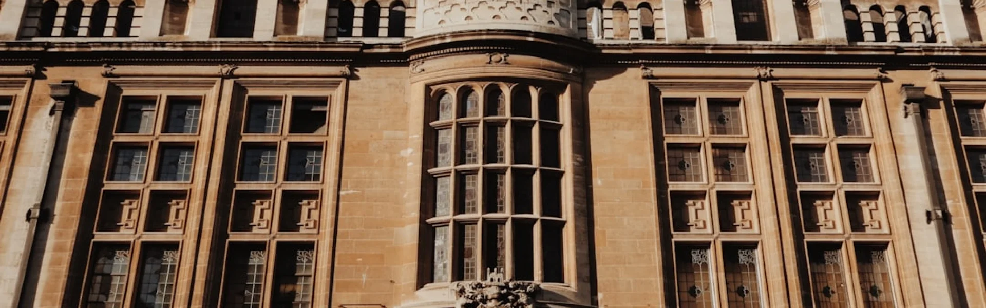 British Institute of Technology and E-commerce