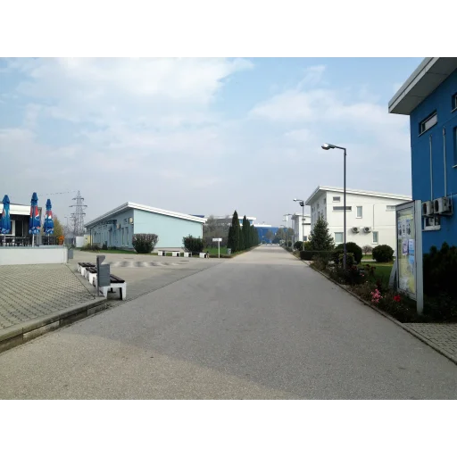 泰托沃东南欧大学