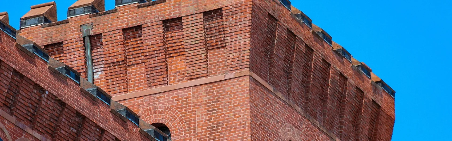 Pillar College
