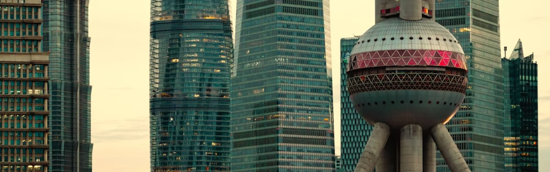 Shanghai University of International Business and Economics
