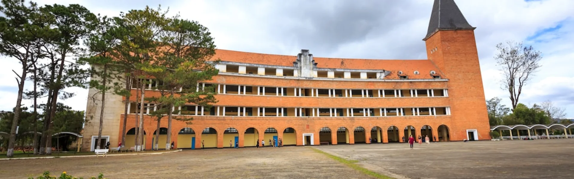 Universidade Estadual do Oeste do Paraná