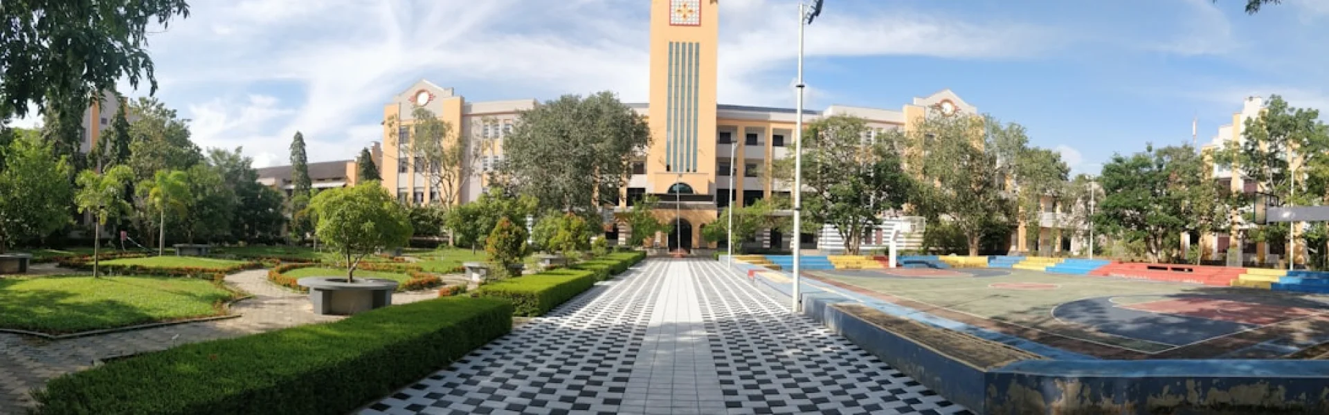 Azarbaijan Shahid Madani University