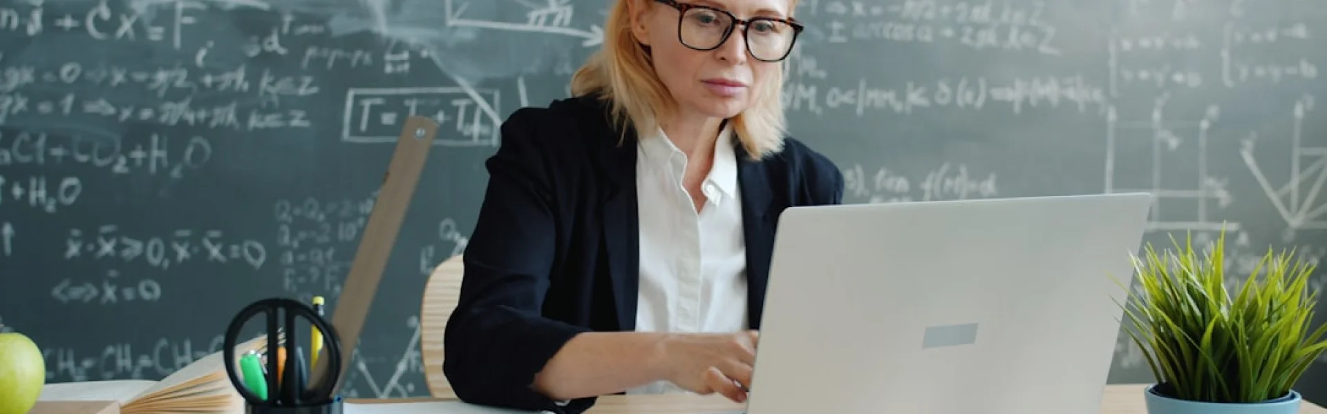 Woman Online University