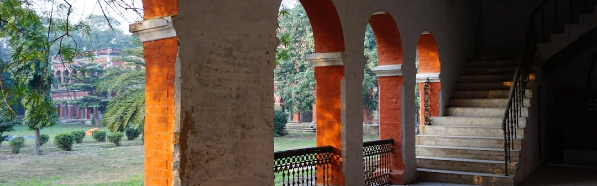 安拉阿巴德大学