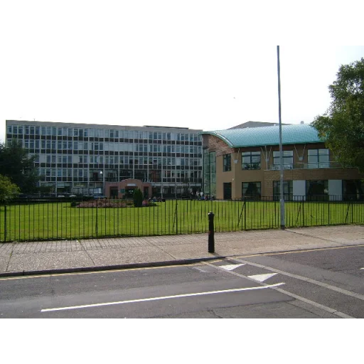 Colchester Institute logo