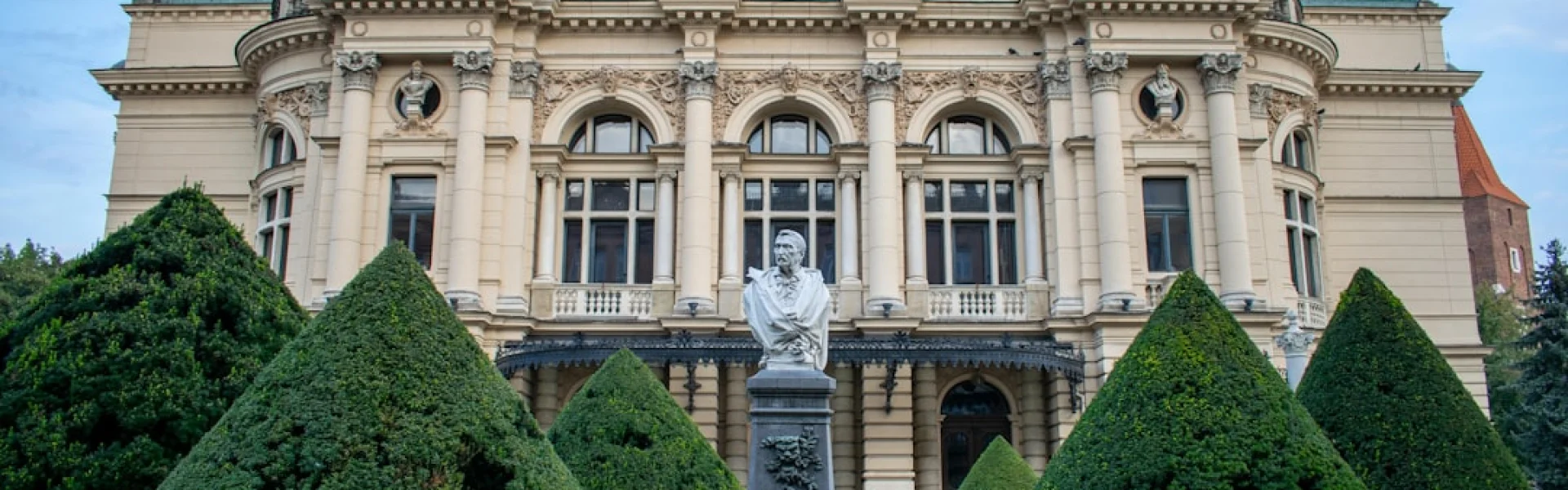 Hungarian University of Fine Arts