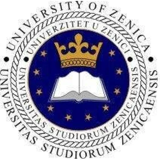 泽尼察大学