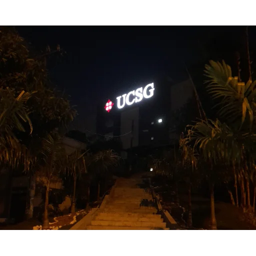 Universidad Católica de Santiago de Guayaquil