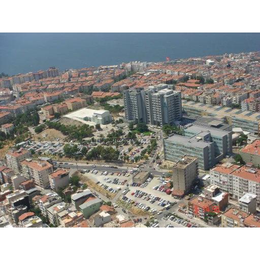 Izmir Kâtip Çelebi University