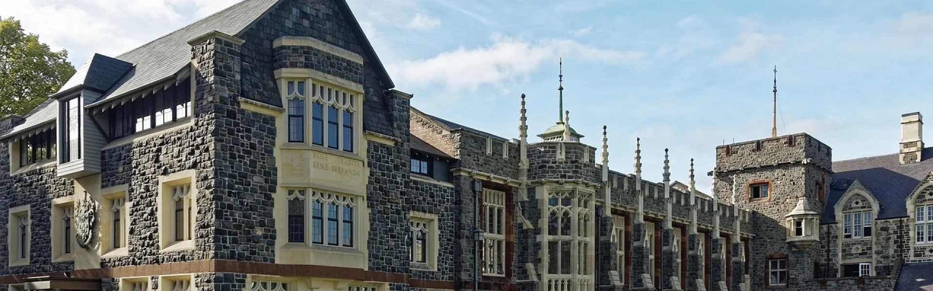 基督大学