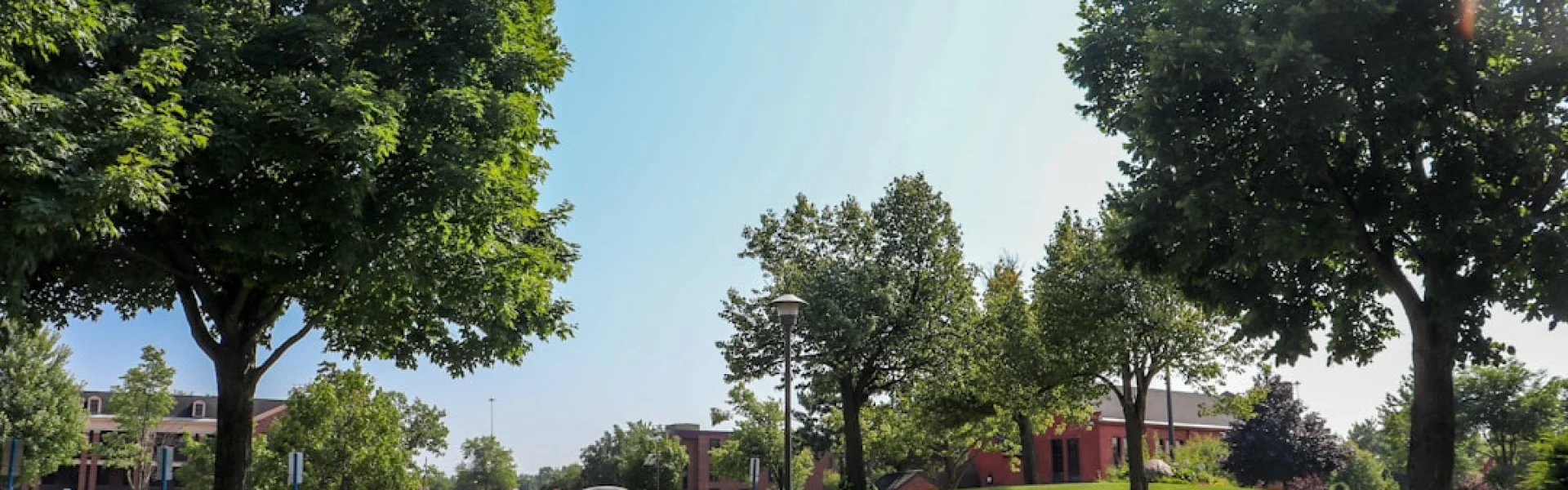 鲍林格林州立大学