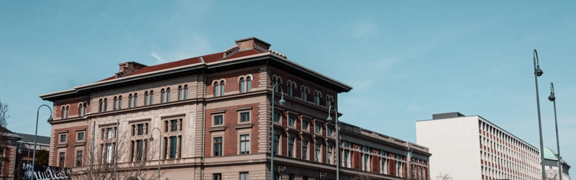 维也纳模都尔大学