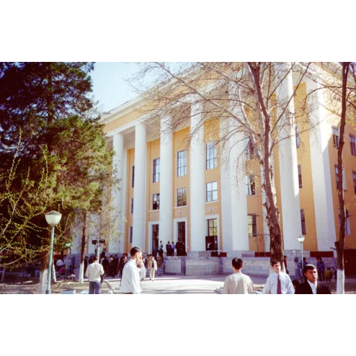 塔什干信息技術大学