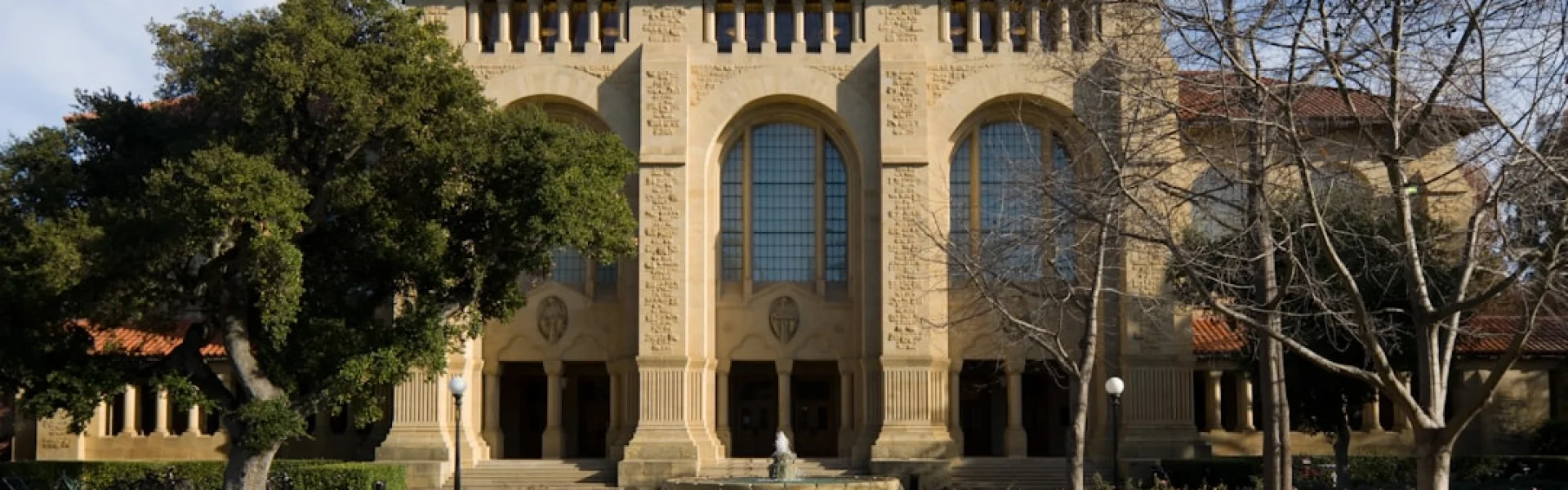 USC Roski School of Fine Arts and Design
