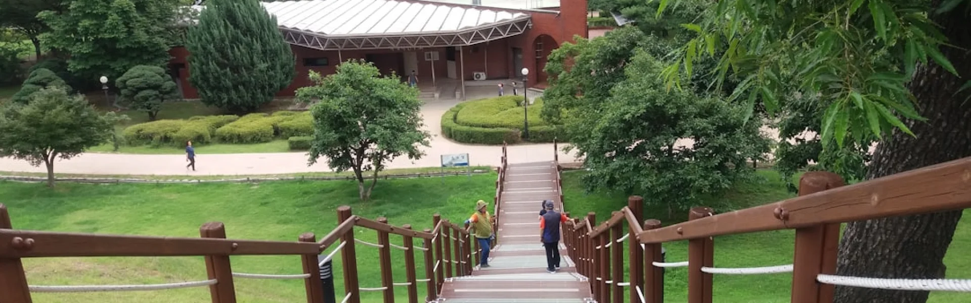 Seoul National University (SNU)